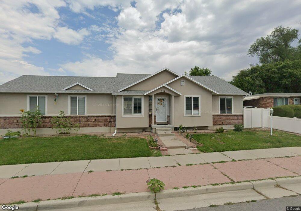 711 Lois Cir, Midvale, UT 84047 - photo 1