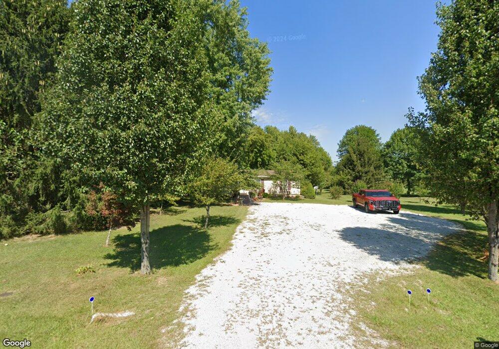 5780 W Deaver Rd, Columbus, IN 47201 - photo 1