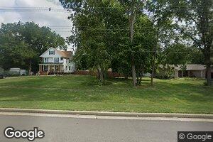 25206 Arrowhead Ln, Hudson, IL 61748