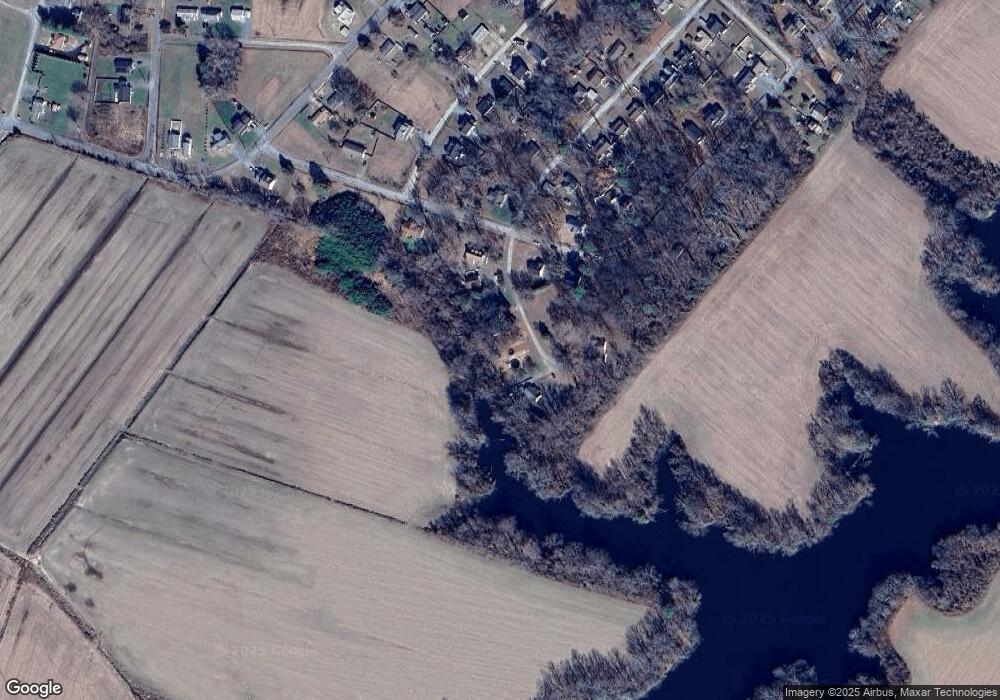 15 Nicholson Dr, Colonial Beach, VA 22443 - photo 1