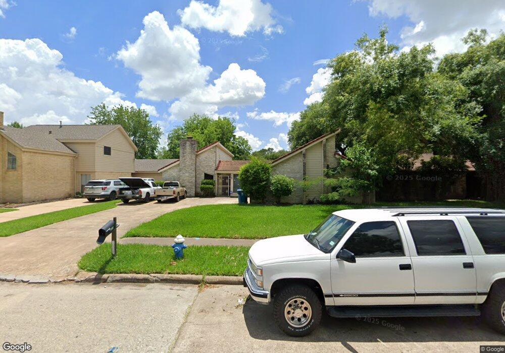 6215 Gallant Forest Dr, Houston, TX 77088 - photo 1