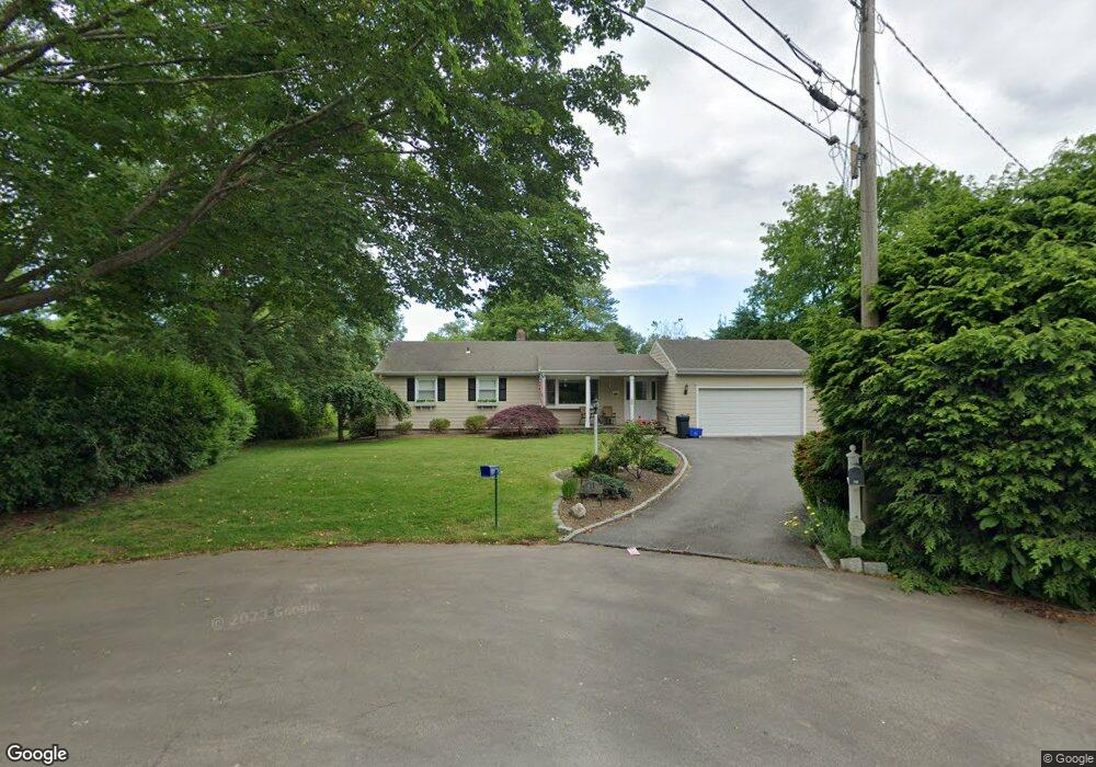 31 Barnhill Ct, Fairfield, CT 06825 - photo 1