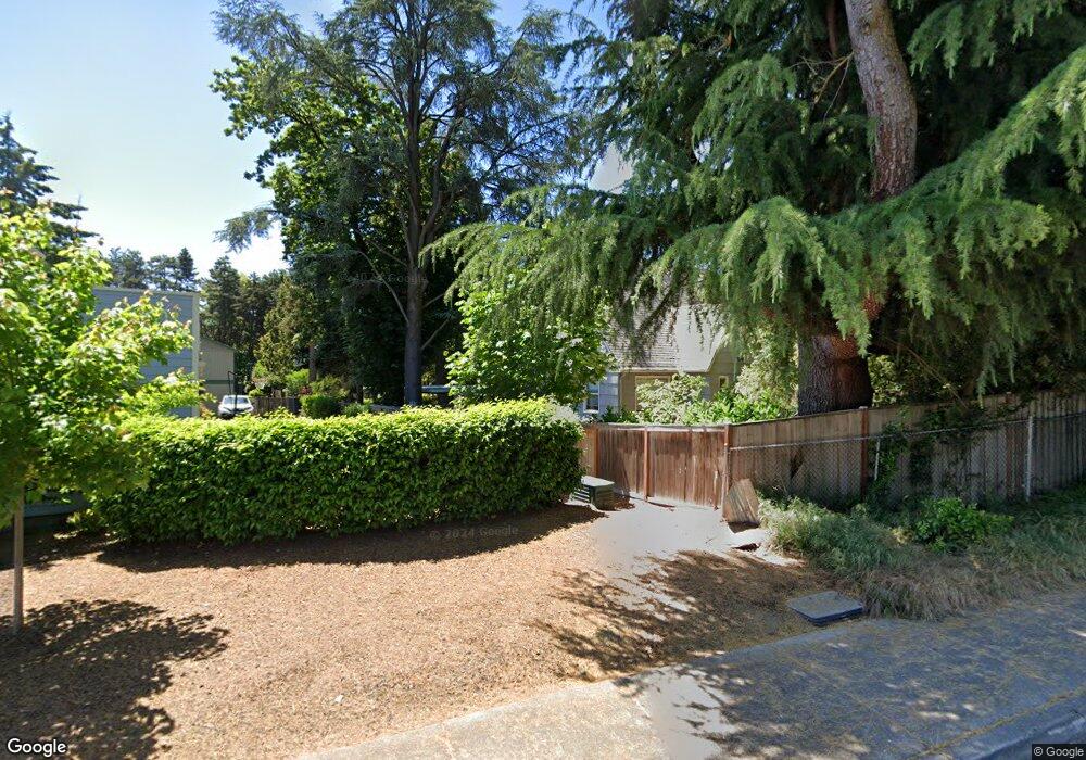 656 Cherry Dr unit 7, Eugene, OR 97401 - photo 1