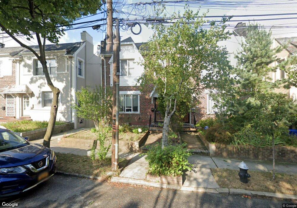 82-78 166th St, Jamaica, NY 11432 - photo 1