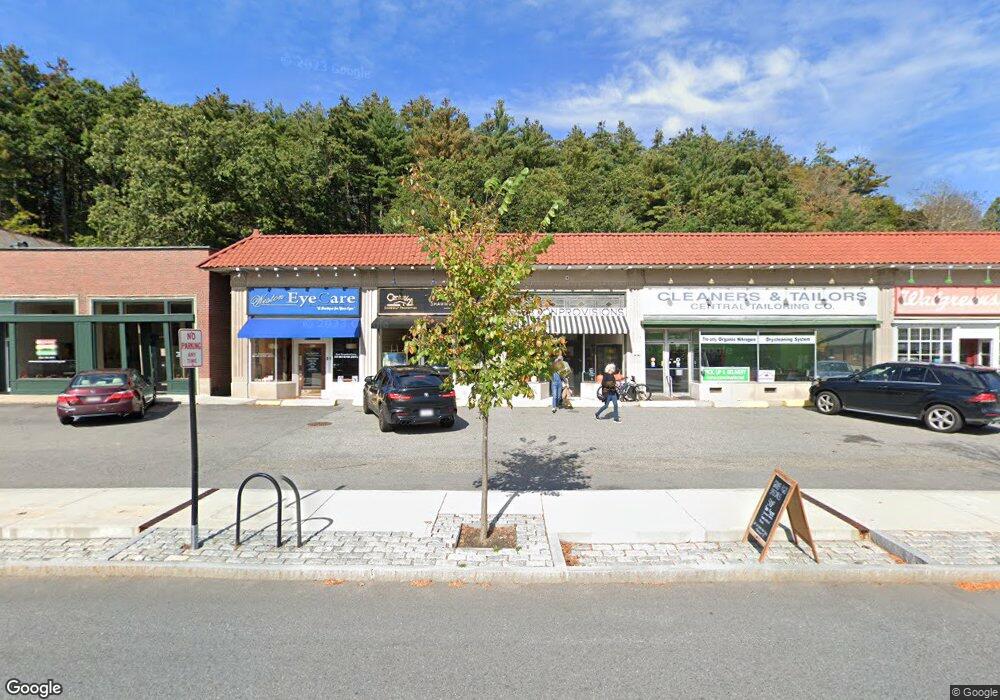 405 Boston Post Rd, Weston, MA 02493 - photo 1