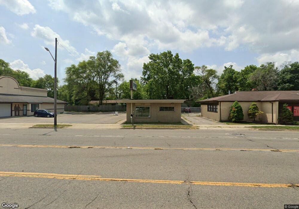 3718 Davison Rd, Flint, MI 48506 - photo 1