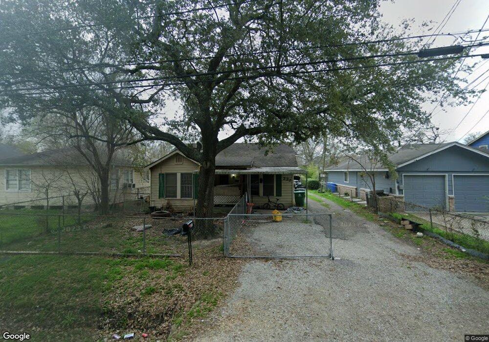 222 Neyland St, Houston, TX 77022 - photo 1