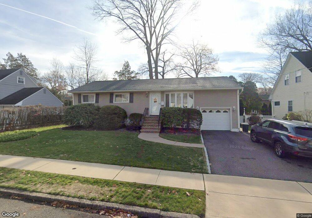 33 Sycamore Rd, Dumont, NJ 07628 - photo 1