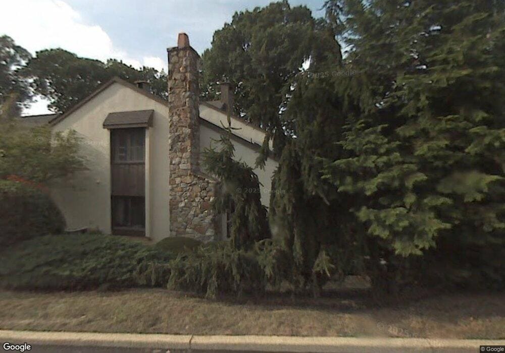 35 Oak Knoll Dr unit D35, Berwyn, PA 19312 - photo 1