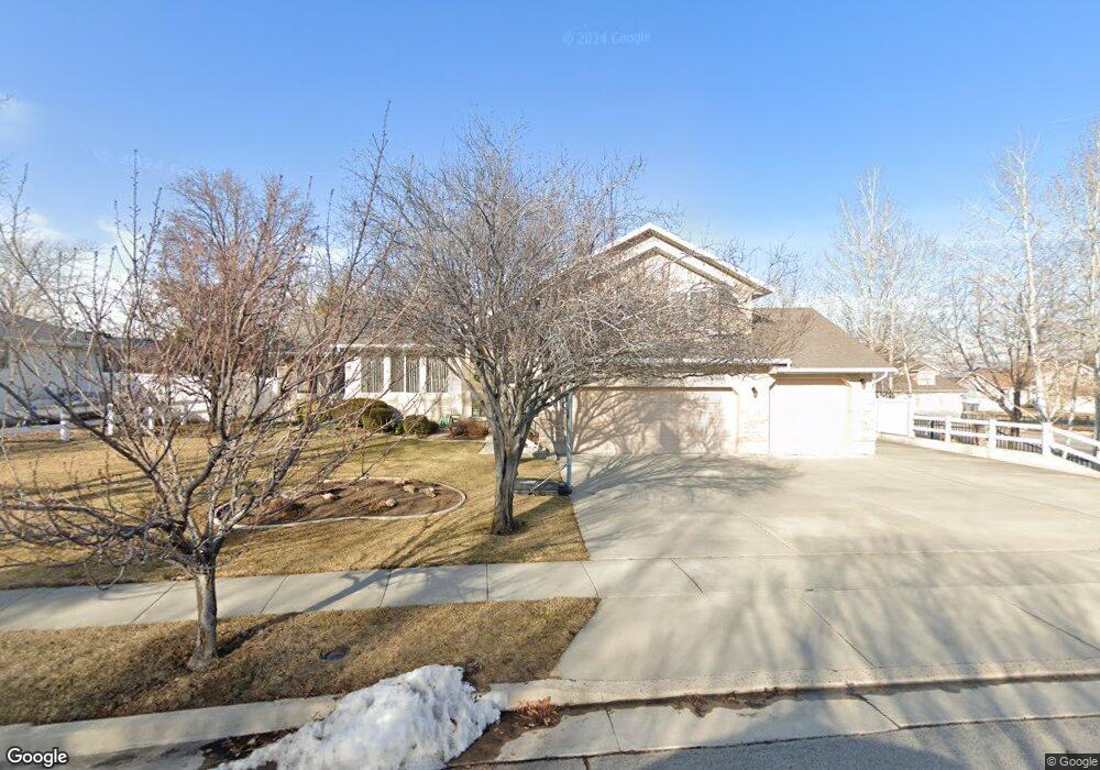 4016 W Kelvingrove Cir, South Jordan, UT 84009 - photo 1