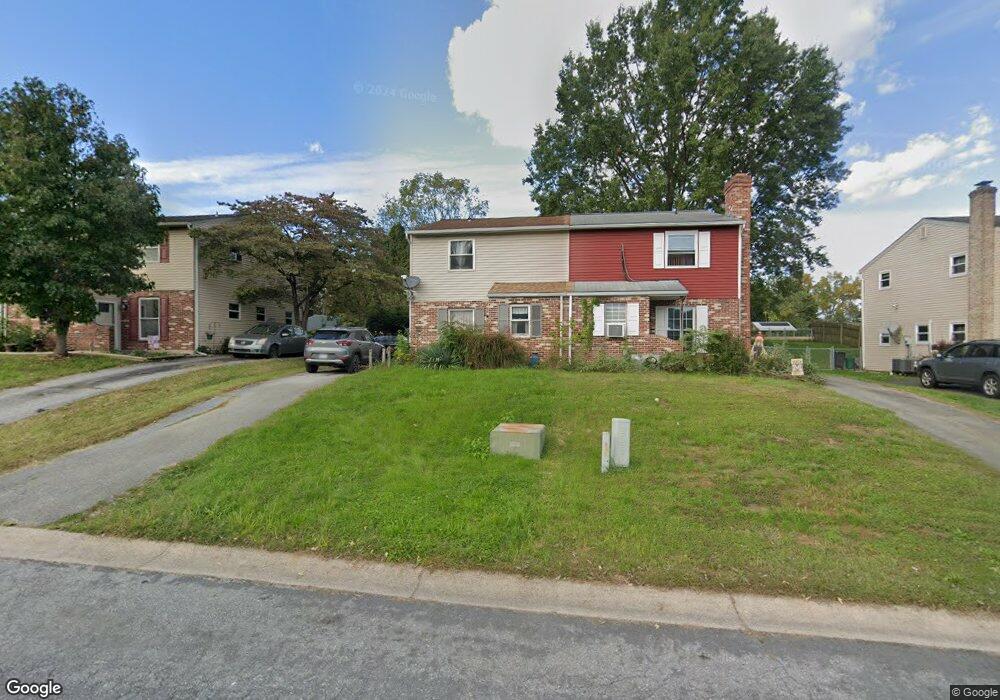 555 Staufer Ct, Mount Joy, PA 17552 - photo 1