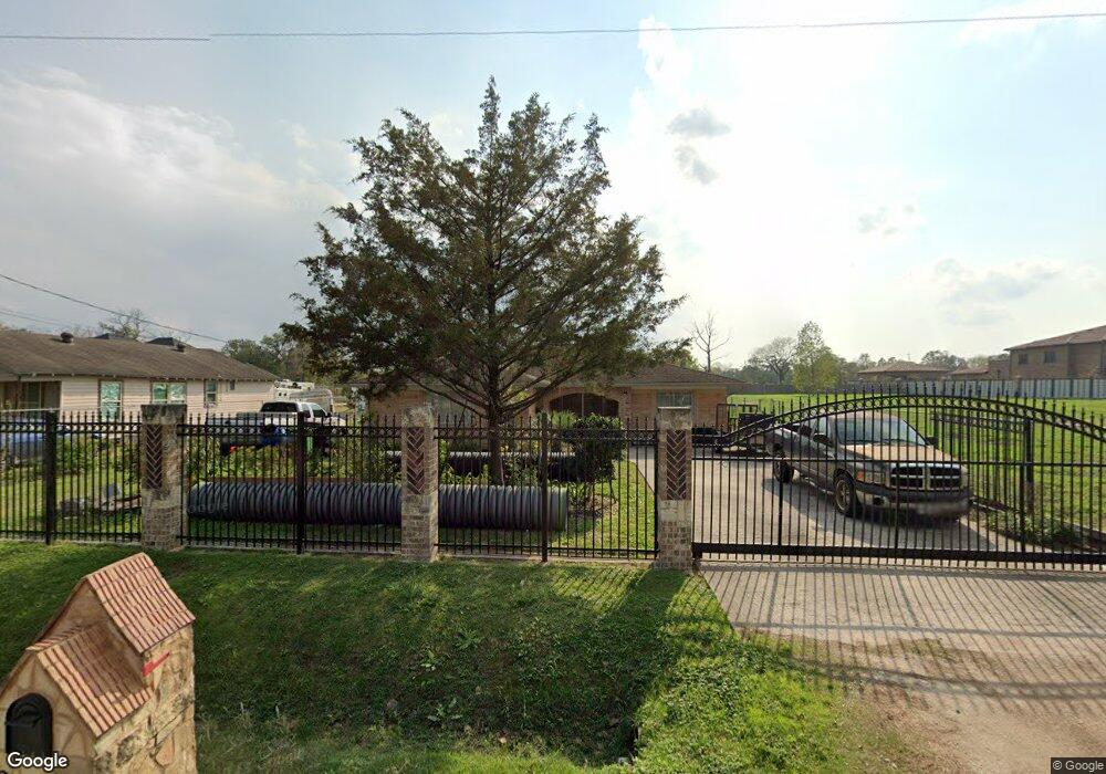 1917 Mansfield St, Houston, TX 77091 - photo 1