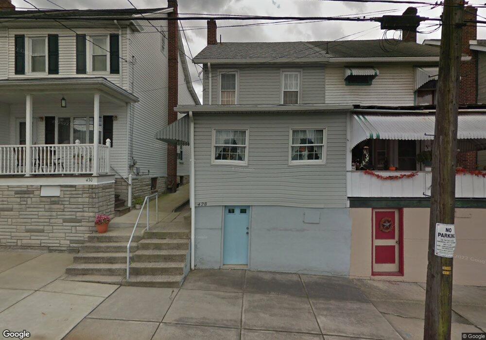 428 E Patterson St, Lansford, PA 18232 - photo 1