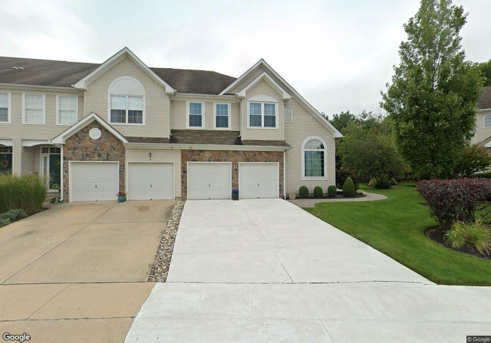 8 Cypress Point Rd, Mount Holly, NJ 08060 - photo 1