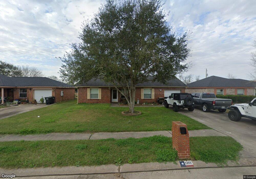 1201 Ben Dr, Alvin, TX 77511 - photo 1