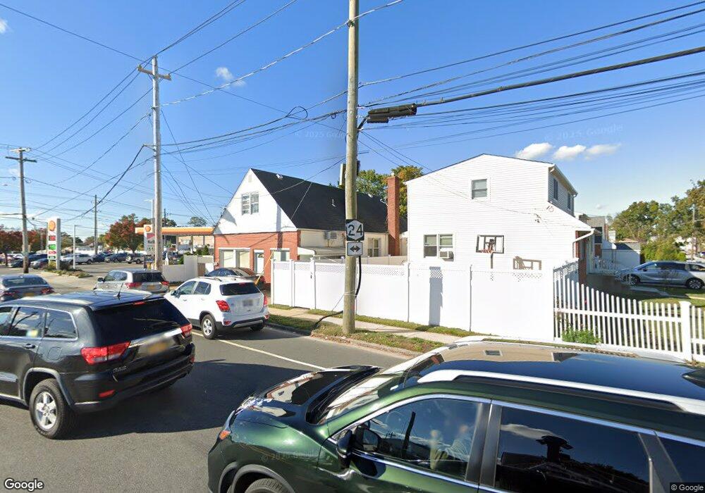 9 Covert Ave unit 2, Elmont, NY 11003 - photo 1