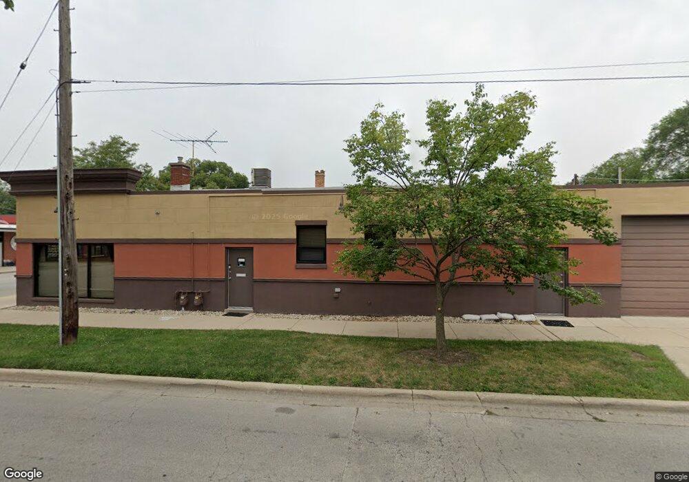 465 S Spring Rd unit B, Elmhurst, IL 60126 - photo 1