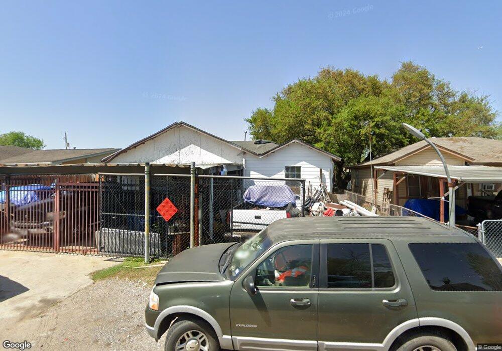 2521 Cromwell St, Houston, TX 77093 - photo 1