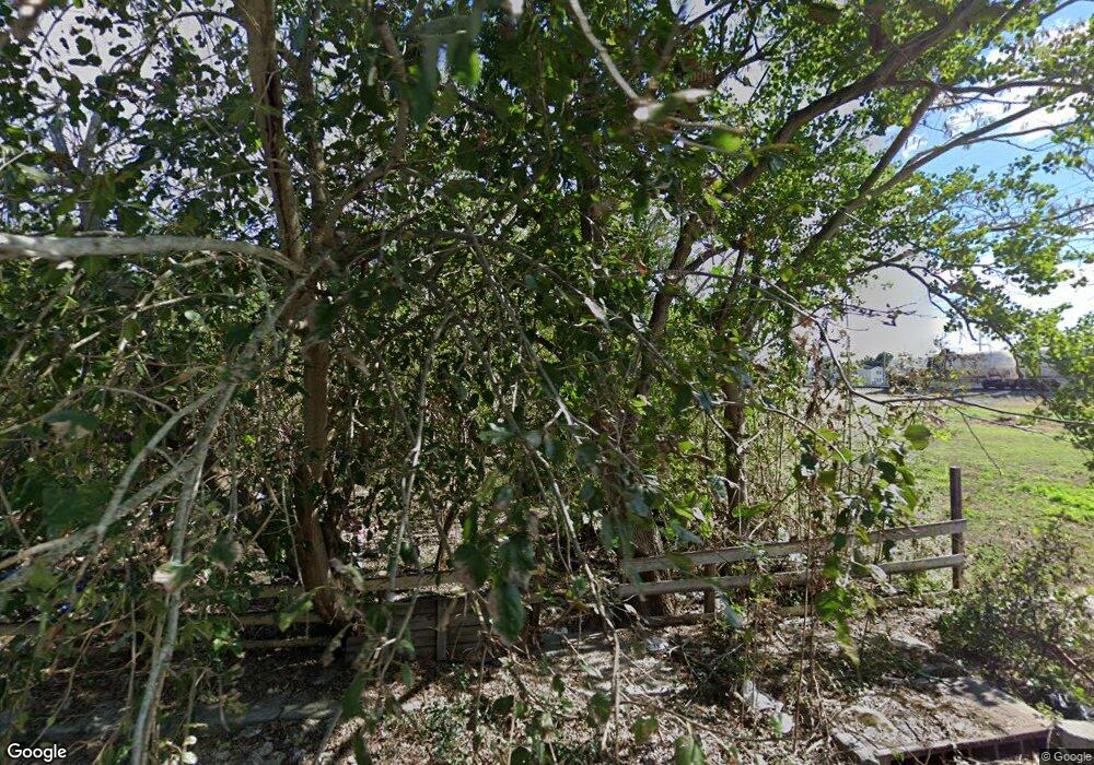 2715 Clouet St, New Orleans, LA 70126 - photo 1