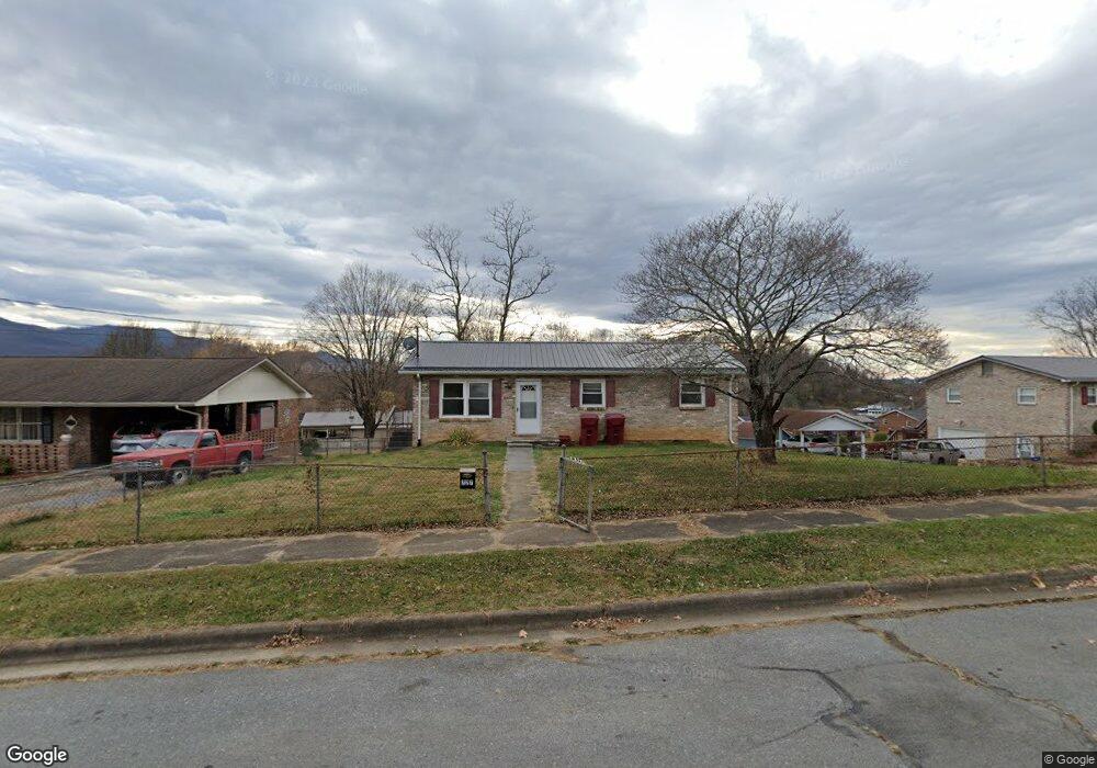727 Georgia St, Johnson City, TN 37601 - photo 1