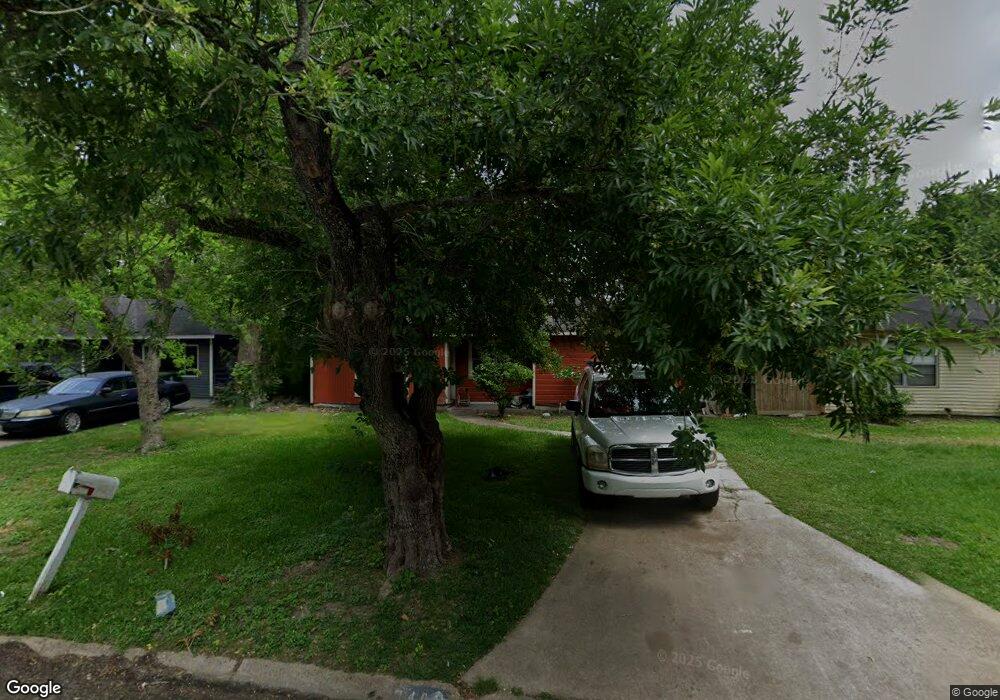 7406 Sterlingshire St, Houston, TX 77016 - photo 1