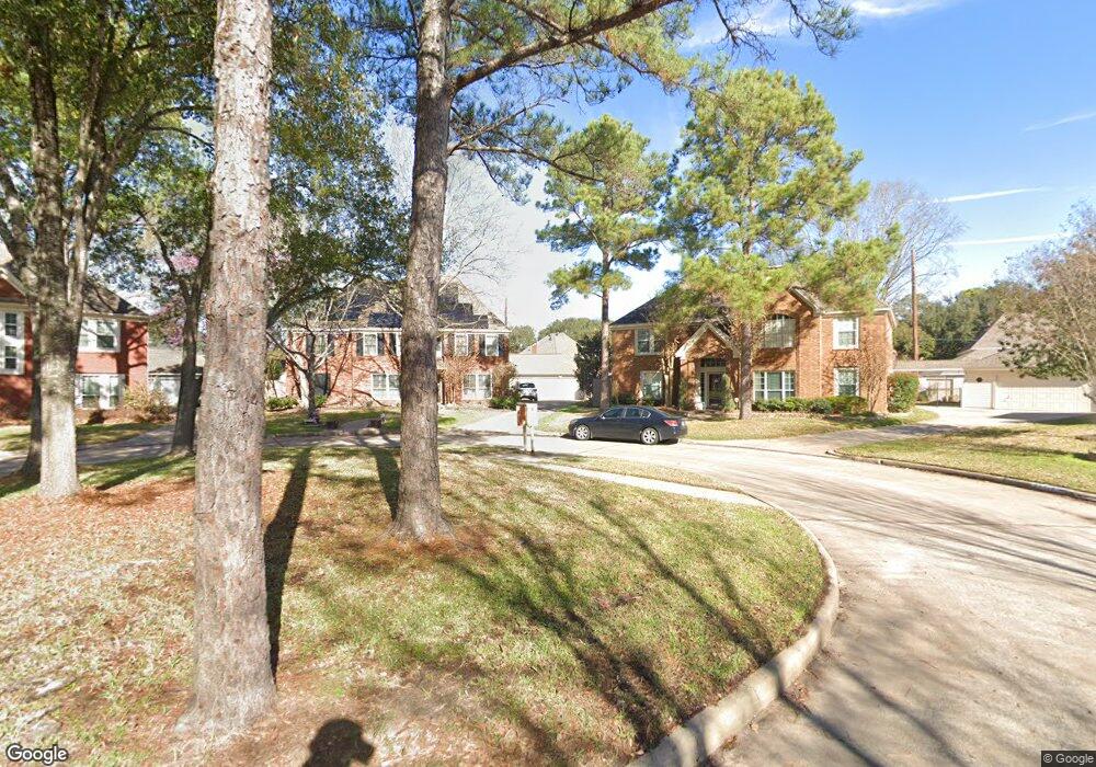 7411 Knoll Cliff Ct, Houston, TX 77095 - photo 1