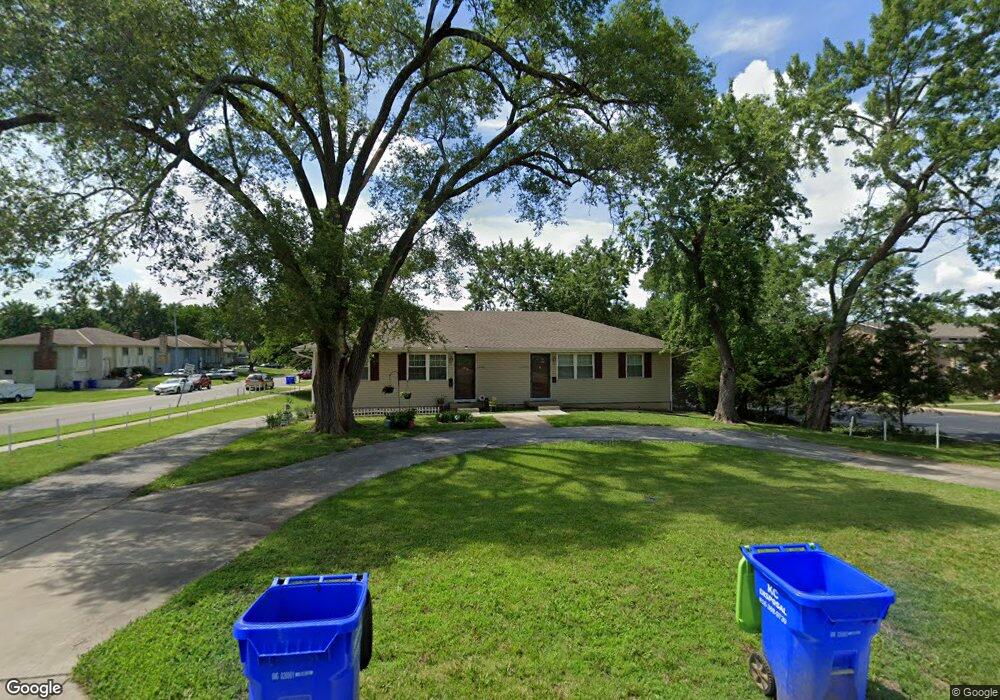 12907 W 61st St, Shawnee, KS 66216 - photo 1