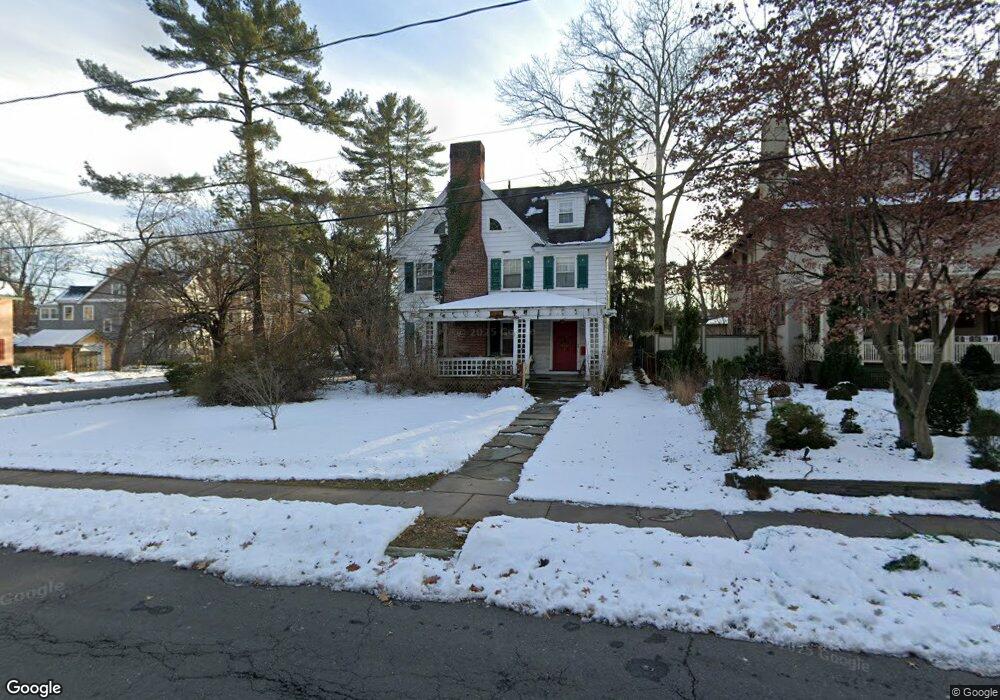 129 Elizabeth St, Hartford, CT 06105 - photo 1