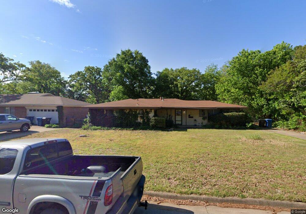 104 Mark Dr, Denison, TX 75021 - photo 1