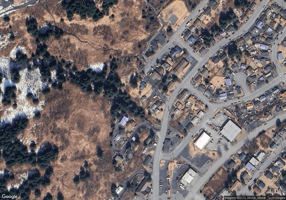 403 Lightfoot Ave, Kodiak, AK 99615 - photo 1