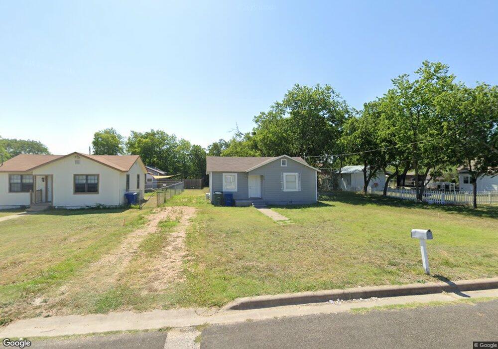 404 N 2nd St, Copperas Cove, TX 76522 - photo 1