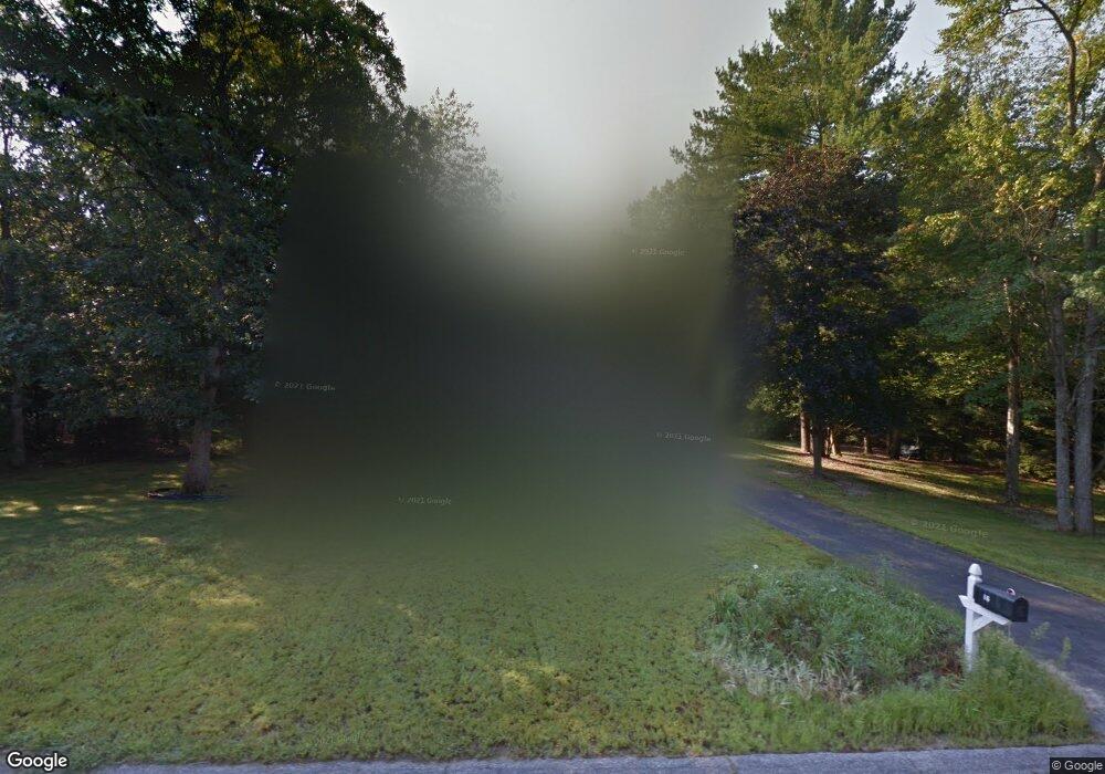 16 Meadowbrook Ln, Litchfield, NH 03052 - photo 1