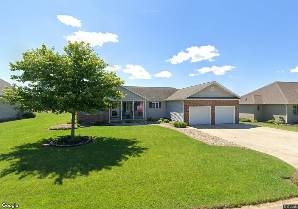 1125 Hillcrest Dr, Bucyrus, OH 44820 - photo 1