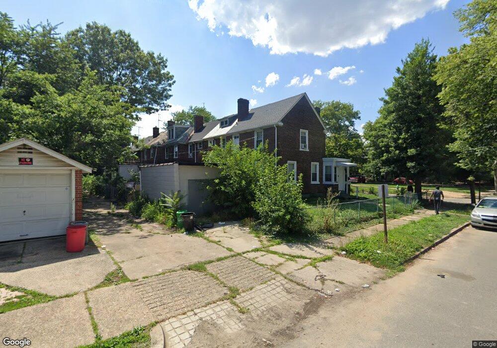 1092 S Common Rd, Camden, NJ 08104 - photo 1