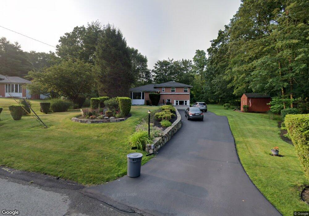 423 Fairview Ave, Yorktown Heights, NY 10598 - photo 1