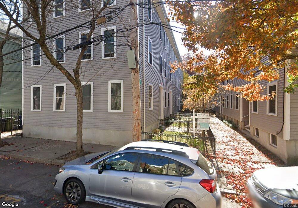 7 Mullins Ct unit 1, Cambridge, MA 02141 - photo 1