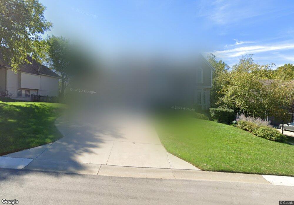 5676 Widmer Rd, Shawnee, KS 66216 - photo 1