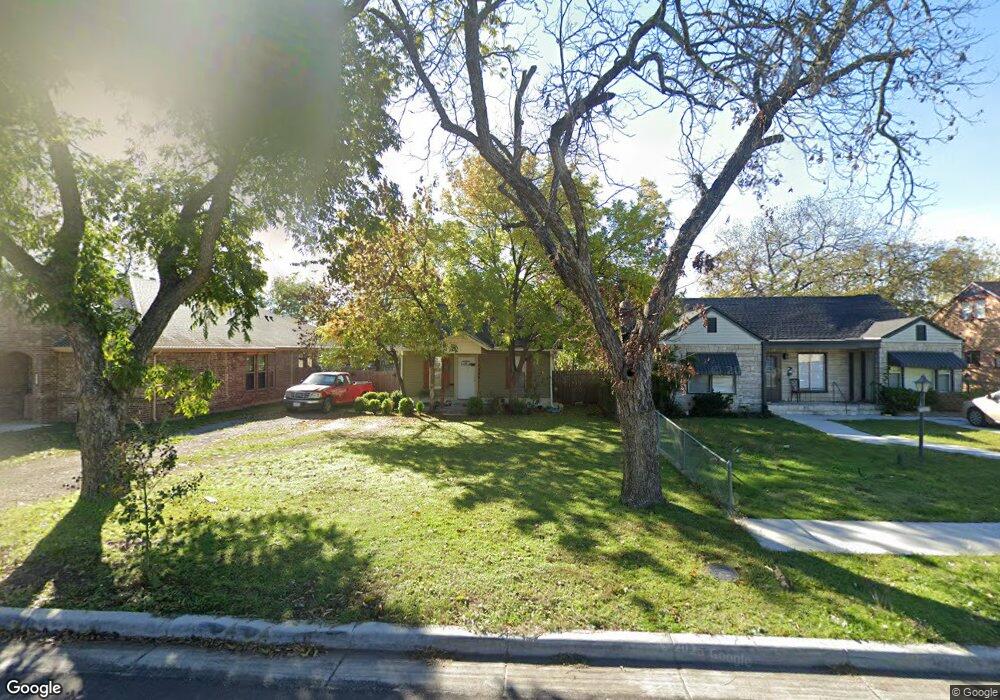 725 W Church St, Grand Prairie, TX 75050 - photo 1