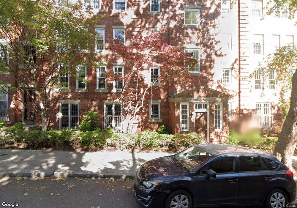 149 Beaconsfield Rd unit 4-b, Brookline, MA 02445 - photo 1