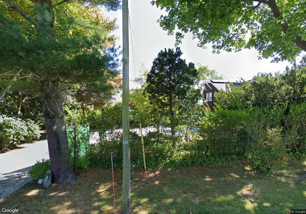 527 Tuckerman Ave, Middletown, RI 02842 - photo 1