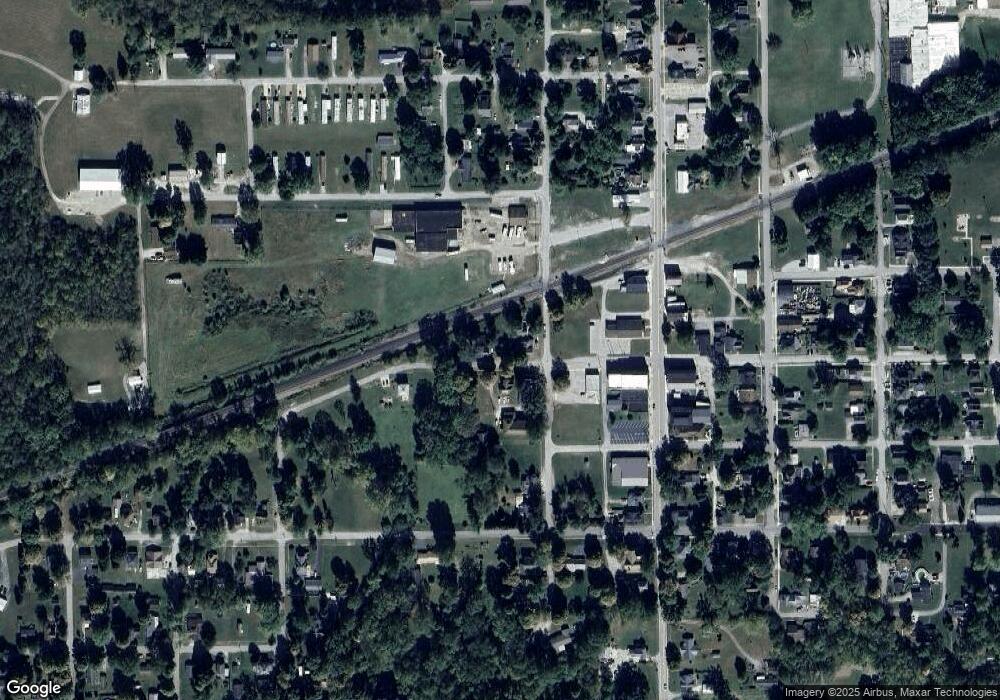 134 W Jefferson St, Andrews, IN 46702 - photo 1