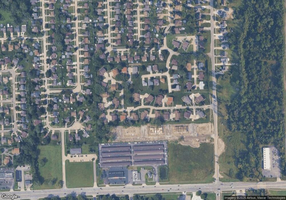 31925 Breezeway unit 24, 93, Chesterfield, MI 48047 - photo 1