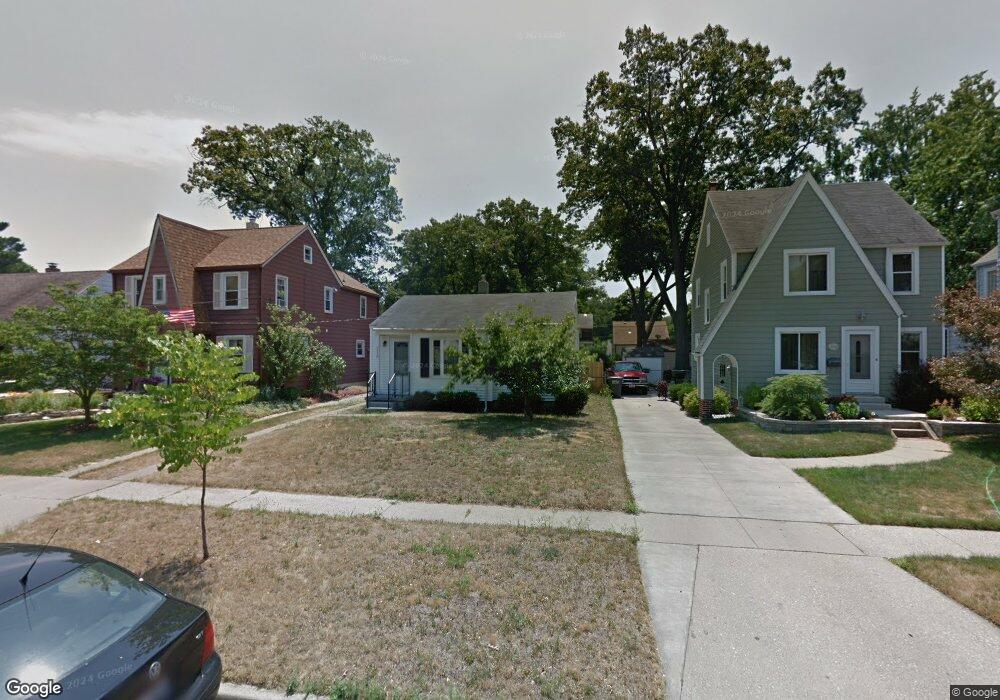 2719 Gracewood Rd, Toledo, OH 43613 - photo 1