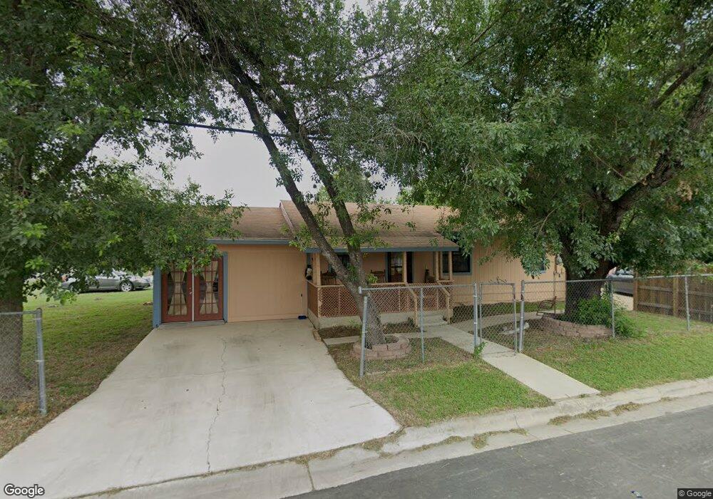 300 Laredo St, San Marcos, TX 78666 - photo 1