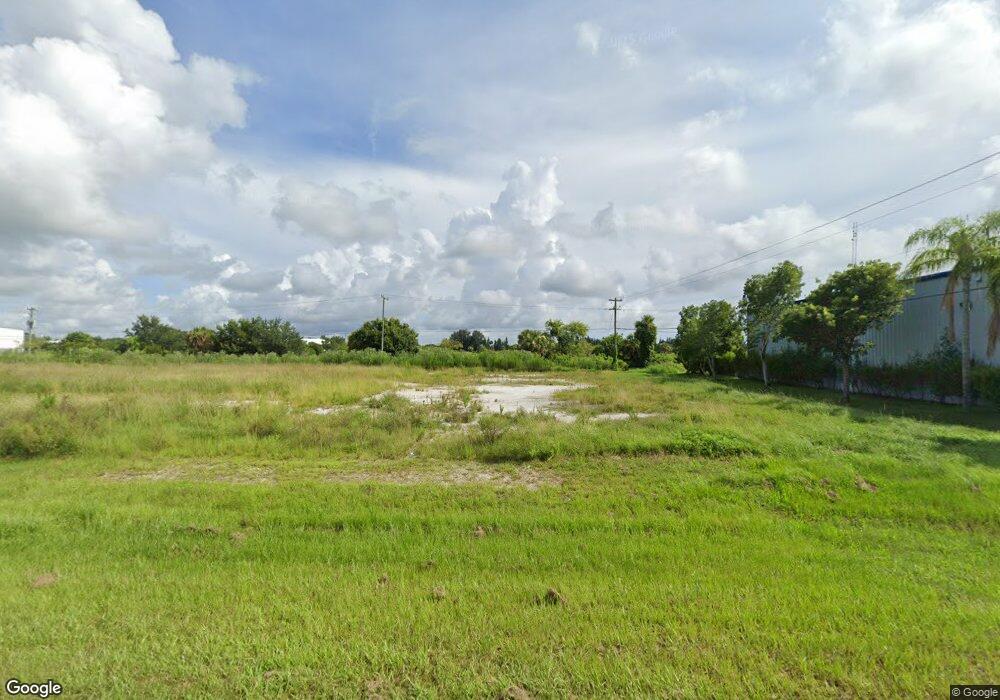 7336 Commercial Cir, Fort Pierce South, FL 34951 - photo 1