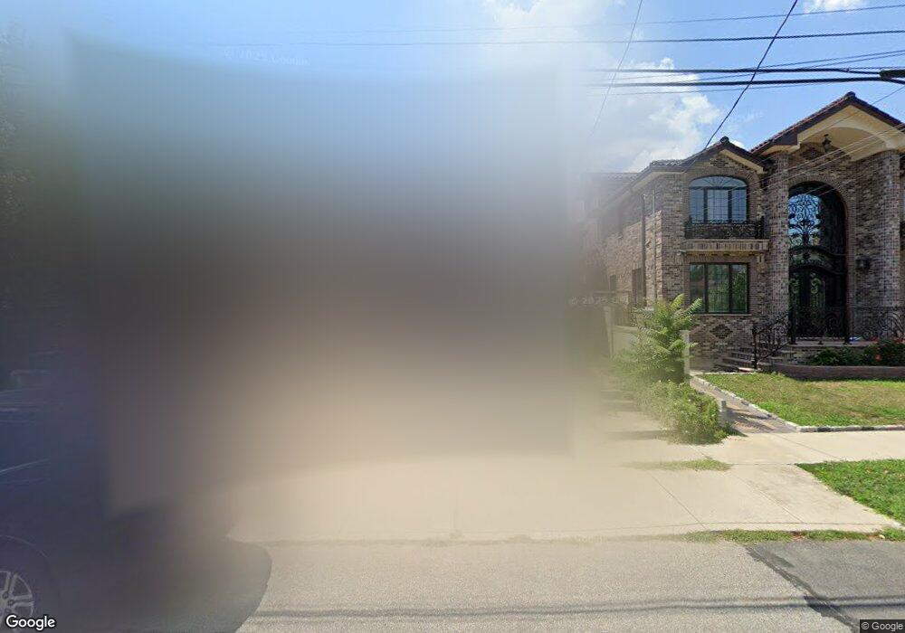 4020 215th St, Bayside, NY 11361 - photo 1