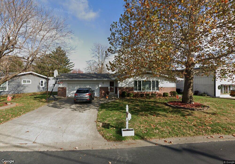 1106 Holiday Dr, Effingham, IL 62401 - photo 1