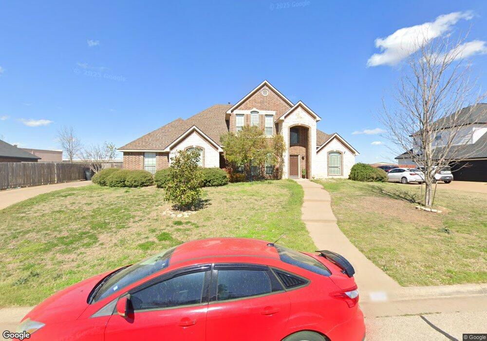 1410 Wedgewood Dr, Cleburne, TX 76033 - photo 1