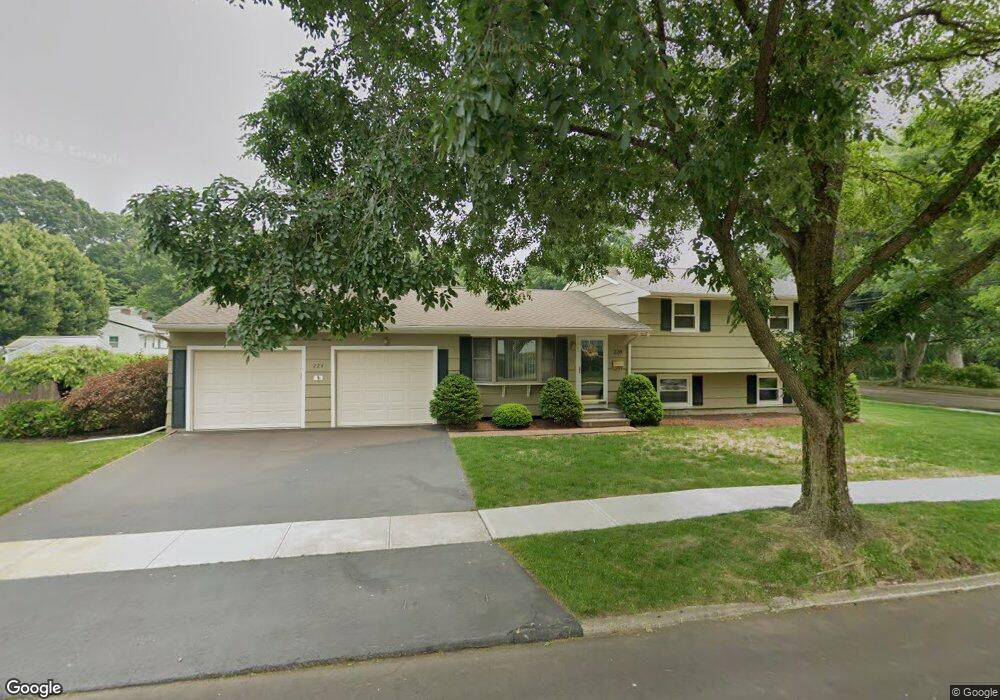 224 Katona Dr, Fairfield, CT 06824 - photo 1