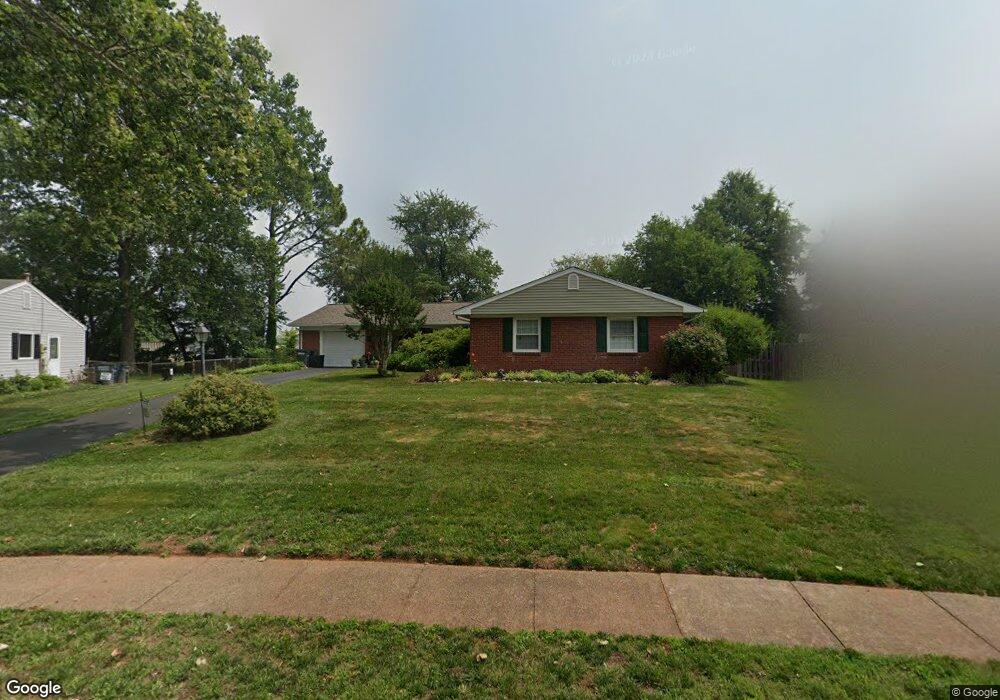 4209 Pinefield Ct, Fairfax, VA 22033 - photo 1